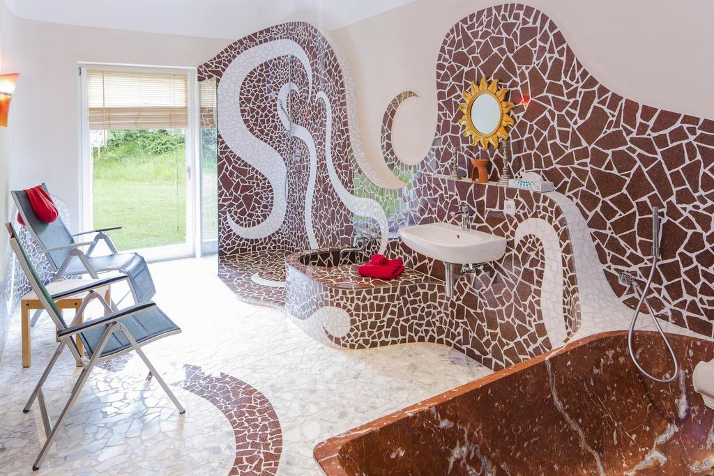 "Gutshof Lilienfein" - Medical Resort & Herbal Spa Im Suedschwarzwald Wieden Dış mekan fotoğraf
