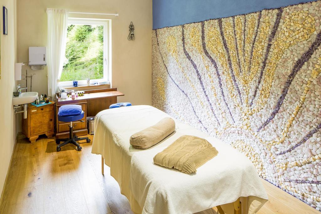 "Gutshof Lilienfein" - Medical Resort & Herbal Spa Im Suedschwarzwald Wieden Dış mekan fotoğraf